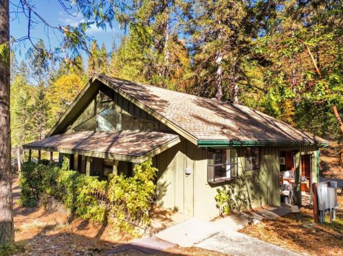 13943 Greenhorn Rd, Grass Valley, CA 95945-8483
