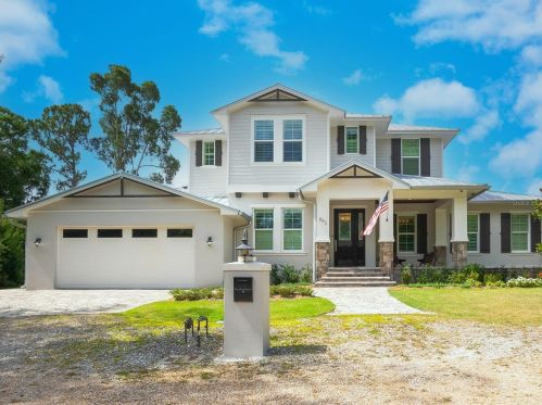 805 Hollowood Cir, Nokomis, FL 34275-2421