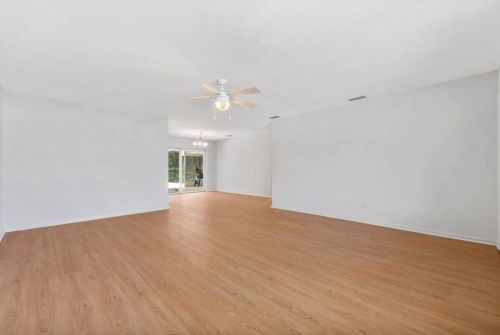 977 Sarto Ln, Fort Pierce FL  34953-2676 exterior