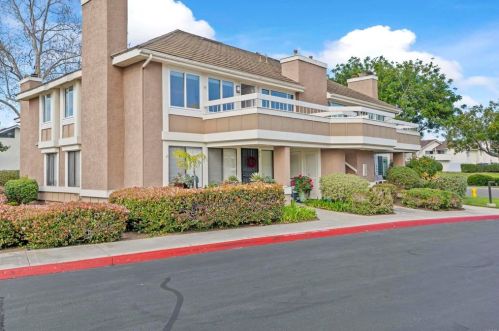 875 Buttercup Rd, Carlsbad, CA 92011-3804