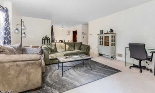 25 Osprey, Hackettstown NJ  07840-2726 exterior