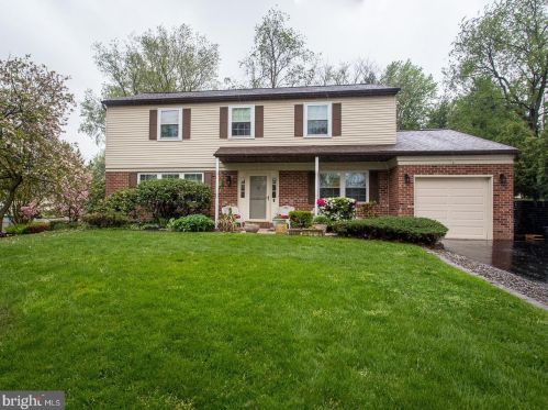 3111 Greenhill Ln, Norristown, PA 19401-1365