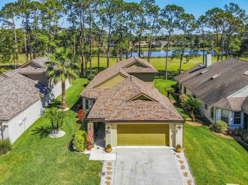 536 Crooked Stick Dr, Daytona Beach, FL 32114-7121