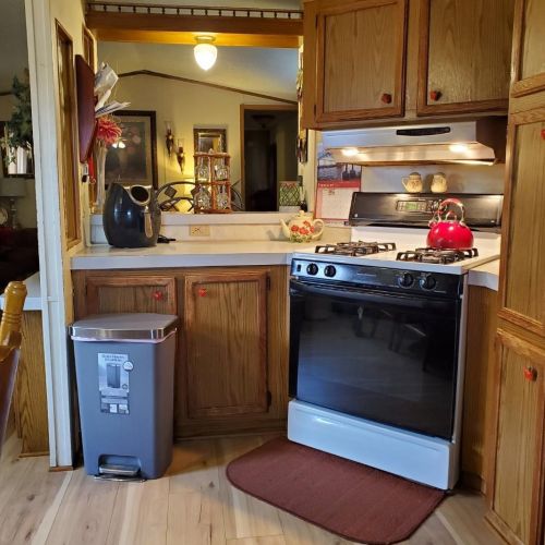657 Lake St, Lake Mills, WI 53551-1746