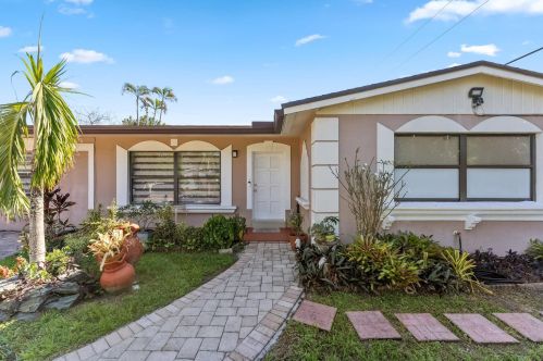 510 Caroline Ave, West Palm Beach, FL 33413-1223
