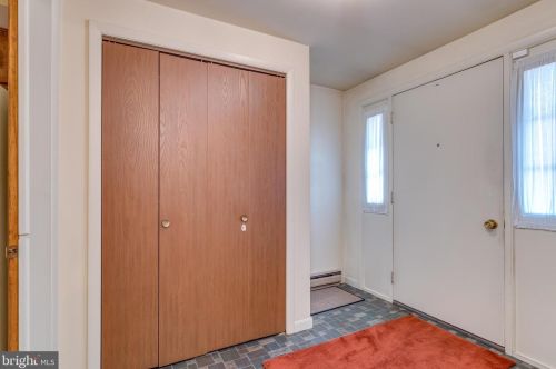 147 Euclid Ave, Charles Town WV  25414-1111 exterior