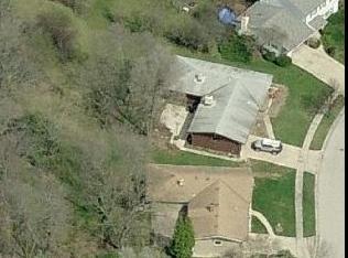 4980 Saxony Ln, Greendale, WI 53129-2002
