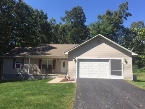 2063 Tres Cir, Crossville, TN 38572-3567