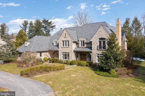 17 Dartmouth Ln, Haverford, PA 19041-1019