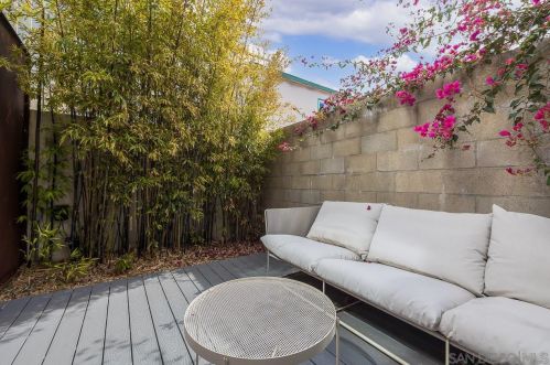 979 Laurel St, San Diego CA 92105-4736 exterior