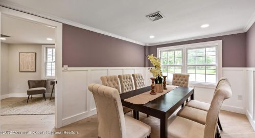 95 Roosevelt Cir, Tinton Falls NJ  07701-5824 exterior