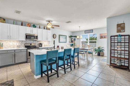 4131 19 Pl, Cape Coral FL  33909-4615 exterior