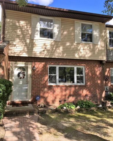 1100 Chucks Ct, Bricktown, NJ 08724-7181