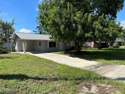 4315 Douglas Ln, Lehigh Acres FL 33973-2071 exterior