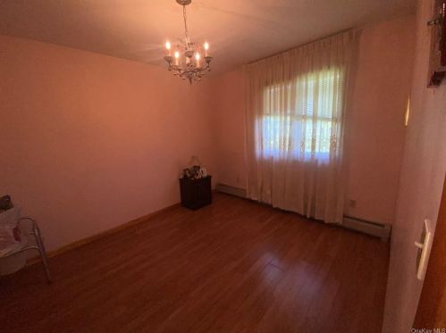 127 South St, Marlborough NY  12542-5630 exterior