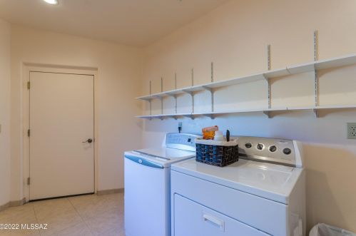 140 Montecello Ct, Tucson AZ exterior