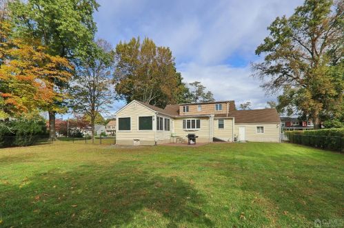 200 Rahway Ave, South Plainfield NJ  07080-3738 exterior