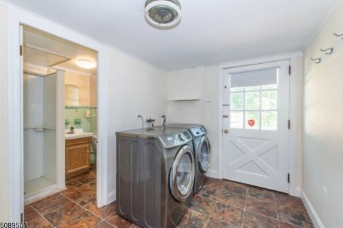 250 Jacksonville Rd, Lincoln Park NJ  07035-1505 exterior