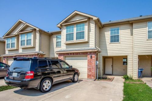 3933 Vista Mar Dr, Euless, TX 76040-3460