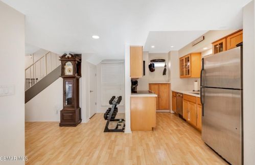 27503 Endeavor St, Calabasas CA  91301-3538 exterior