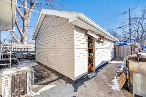 1231 Norwood Ave, Green Bay WI  54304-2656 exterior