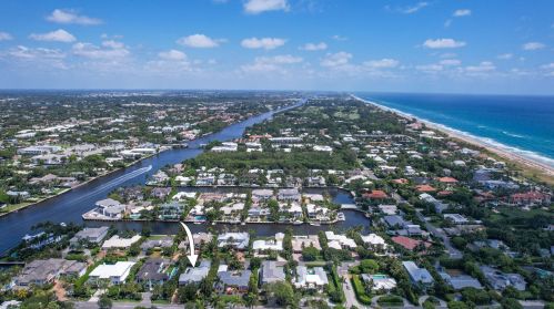 1109 Seaspray Ave, Delray Beach FL  33483-7139 exterior