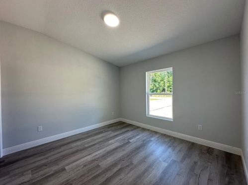 38 Juniper Loop Cir, Ocala, FL 34480-5208