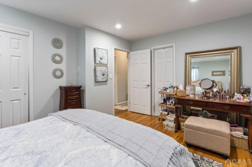 38 Rockhill Rd, Old Bridge NJ  08857-2418 exterior