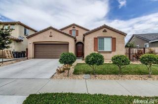 17016 Iron Horse Trl, Lathrop, CA 95330-8646