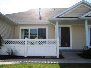 4219 155th St, Des Moines, IA 50323-2272