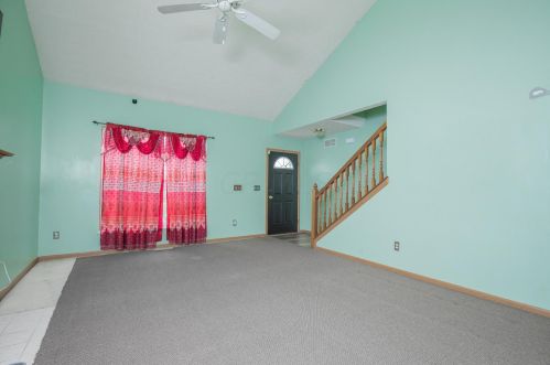 1167 Barlowe Run Dr, Blacklick OH  43004-9082 exterior