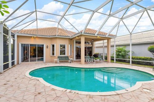 117 Victoria Bay Ct, West Palm Beach FL  33418-5764 exterior