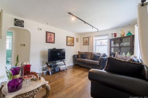 254 Hamilton Ave, Stratford CT  06615-6510 exterior