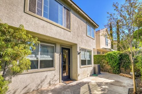 621 Sepulveda Pl, Placentia CA  92870-4292 exterior