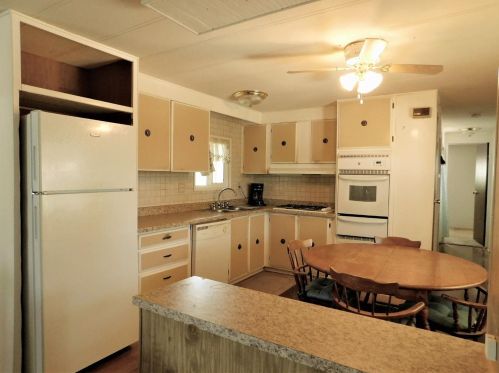 373 Raymond Ln, Folsom CA  95630-1749 exterior