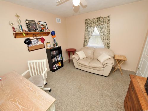 5 Minto Ct, South Setauket NY  11720-2884 exterior