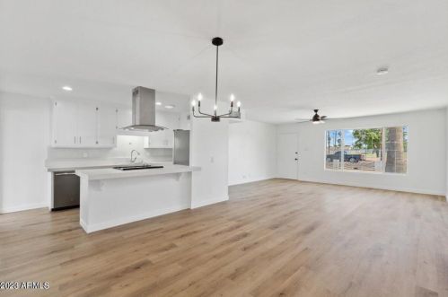 8546 Oak St, Scottsdale AZ  85257-2965 exterior