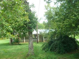 1846 Hill Rd, Eagleville, TN 37060-4113