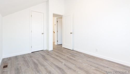 4137 Auburn Ave, Oceanside CA  92056-6018 exterior