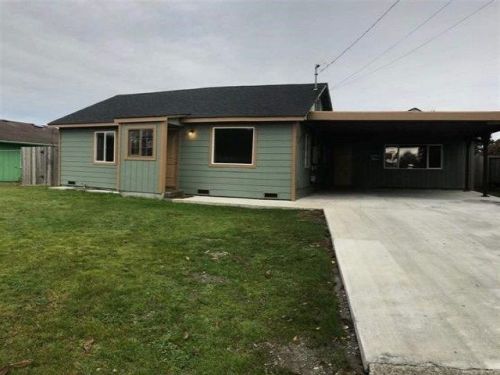 668 Lauff Ave, Crescent City, CA 95531-3037
