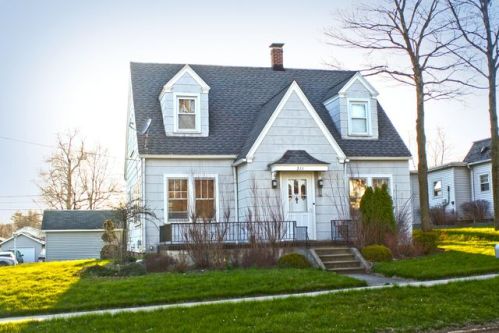 311 Indiana Ave, Goshen, IN 46526-2405