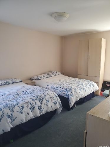 623 Beach 8th St, Far Rockaway NY  11691-5201 exterior