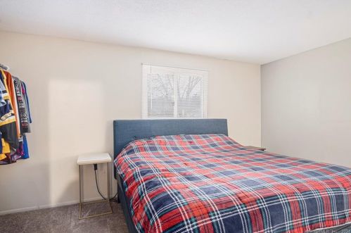 51 Meryl Ct, Groton CT  06340-4346 exterior