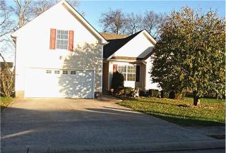3737 Kendra Ct, Clarksville, TN 37040-2547