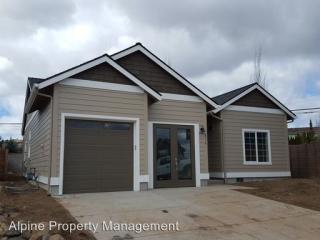 2319 Halston Ct, Bend OR  97701-7717 exterior