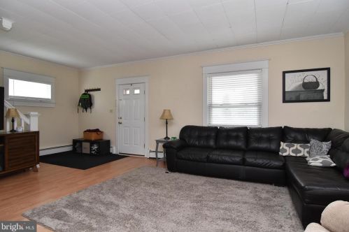 209 Delaware Ave, Harrington DE  19952-1236 exterior