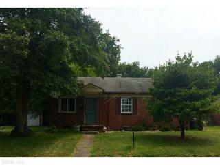 652 Summers Dr, Norfolk, VA 23509-1637