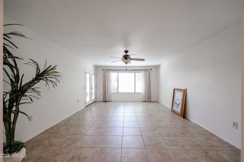 17222 Palo Verde Dr, Sun City, AZ 85373-2138