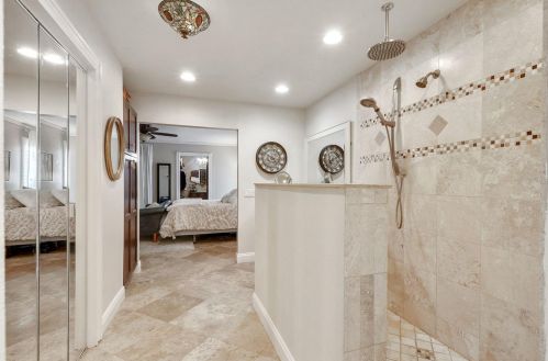 1135 Wisper Run Ct, Lutz FL  33558-5185 exterior