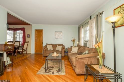 138 17th St, Bloomfield, NJ 07003-5817